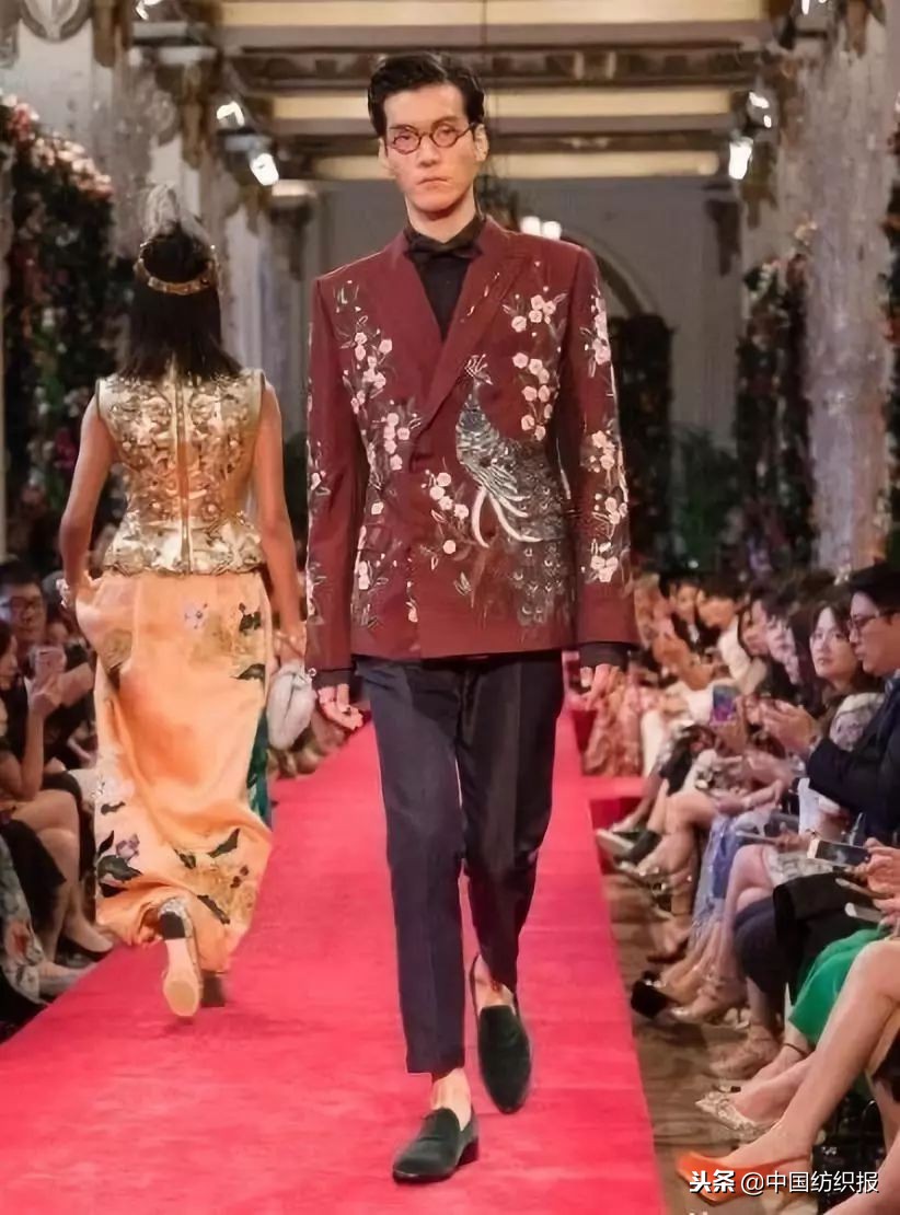 杜嘉班纳休闲装最新事件,杜嘉班纳2019秋冬时装发布会