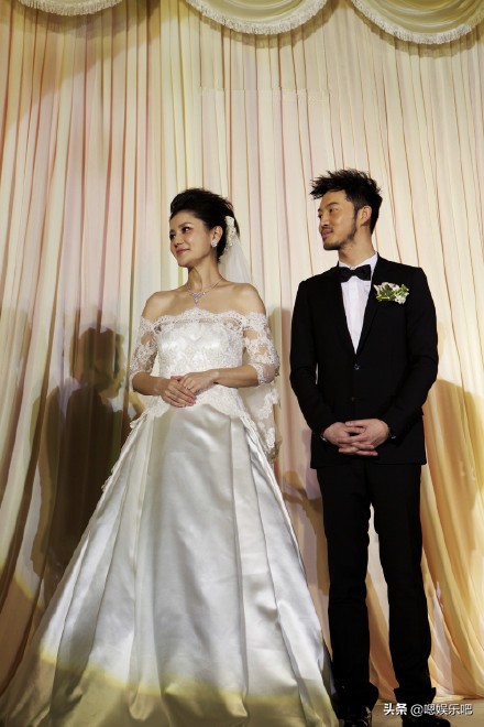 谢娜婚纱礼服,谢娜蓝色婚纱