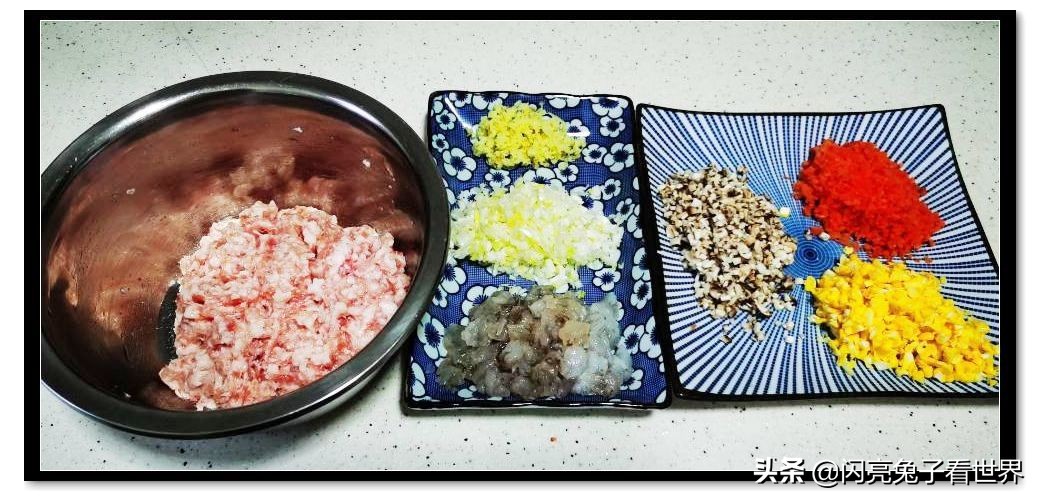 水晶蒸虾饺做法,澄粉水晶虾饺蒸饺的家常做法