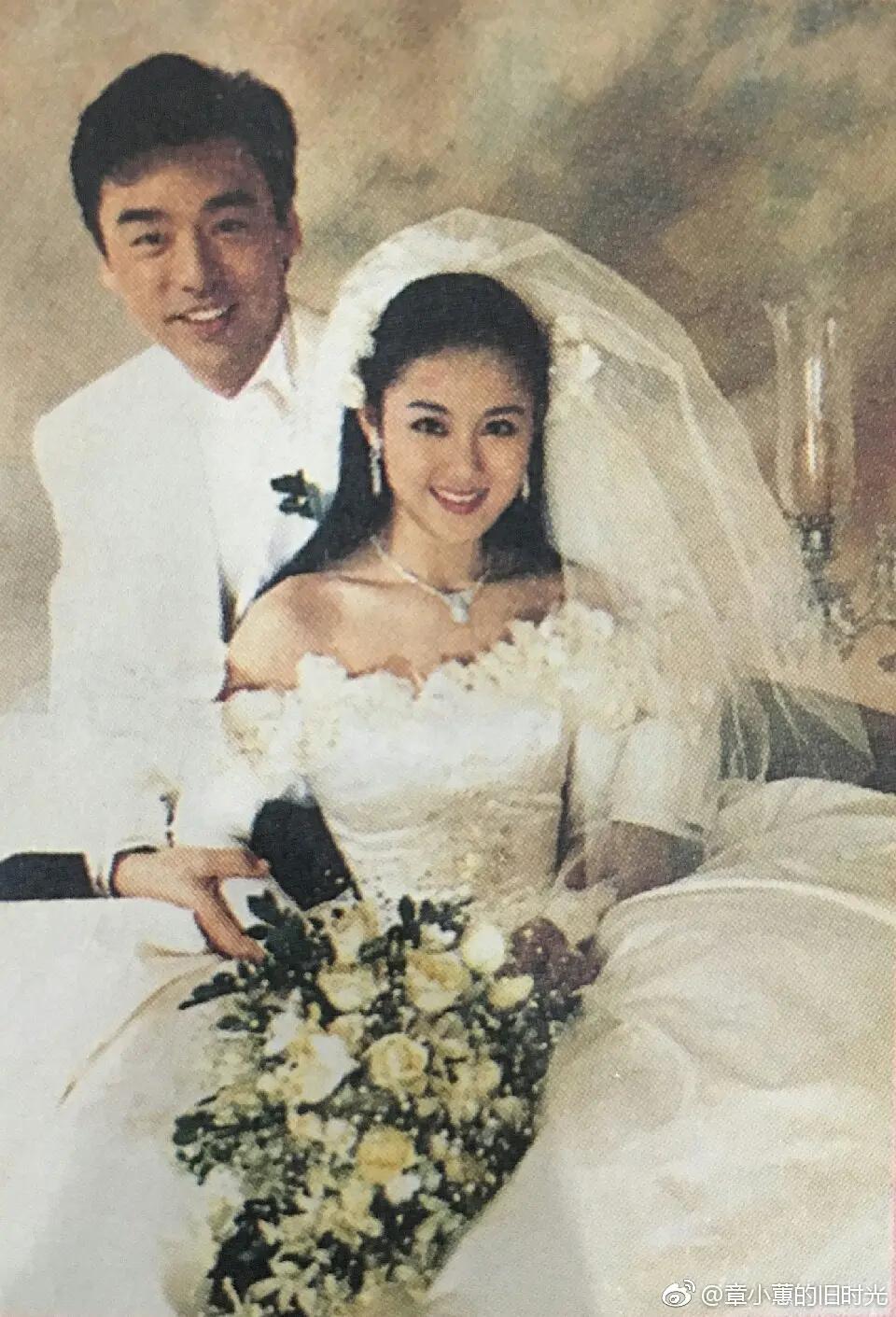 钟镇涛和章小蕙的婚礼视频,钟镇涛和章小蕙合拍的mtv