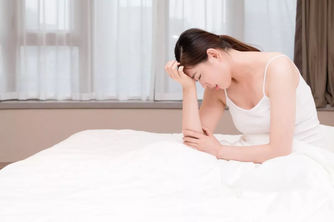 间歇性头痛的原因和治疗方法,头痛的原因和解决方法