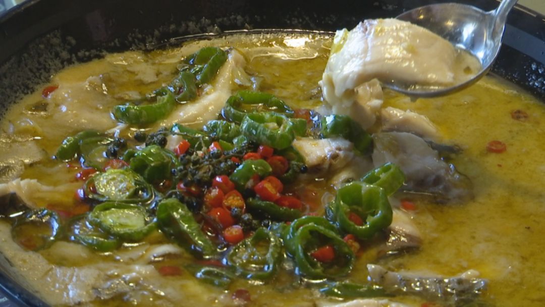 探寻银杏广场美食街，快带上你的味蕾加入我们吧！！