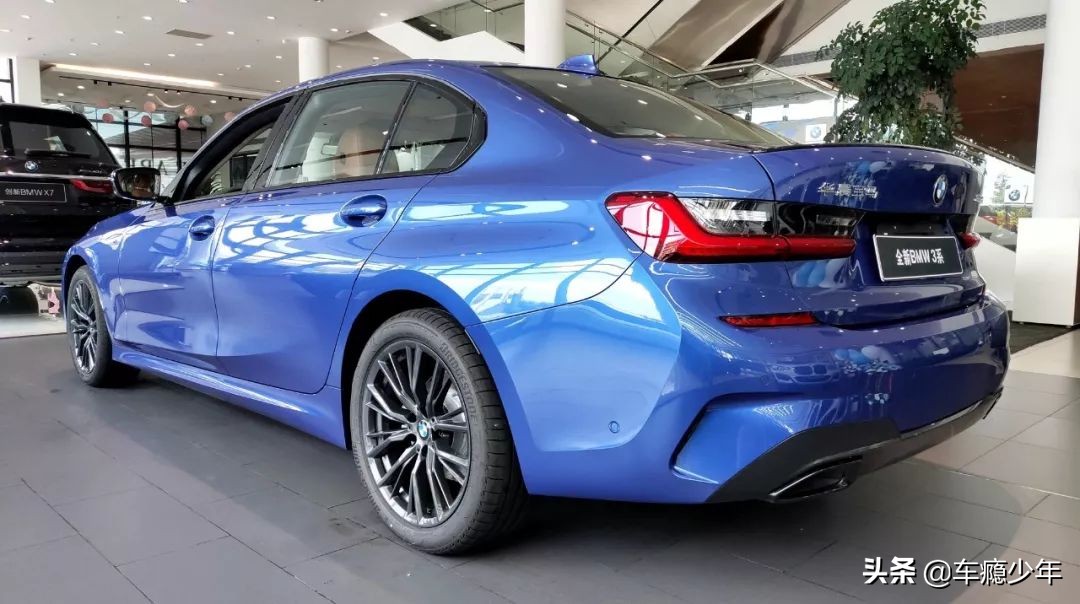 宝马3系入门版多少钱,2018款宝马3系320lim运动曜夜版