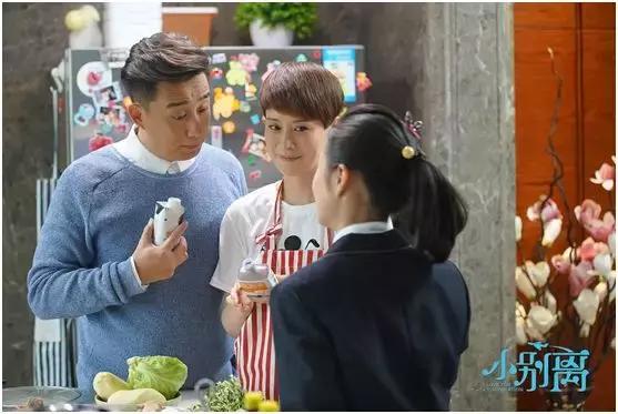 拼子宫,拼铂金包,拼头等舱……焦虑的母亲们真是屡屡拼出新高度