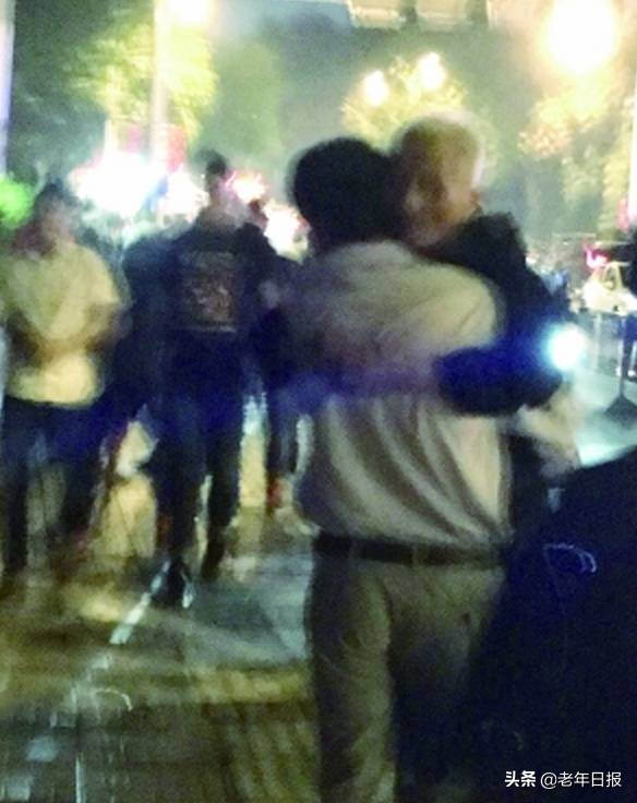 朋友圈最火的6张图片道破人性,朋友圈最火的4张图片道破人性