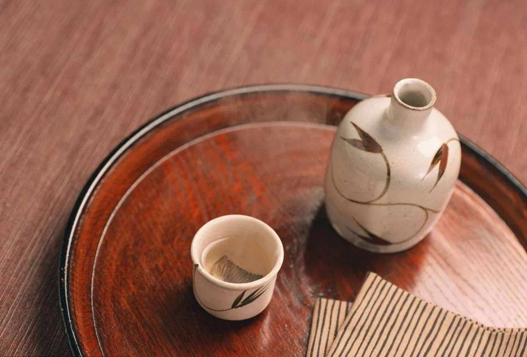 买的白酒苦味太重怎么解决,买的酒发苦怎么回事