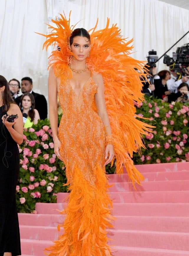 艳压红毯,美艳绝伦的红毯造型