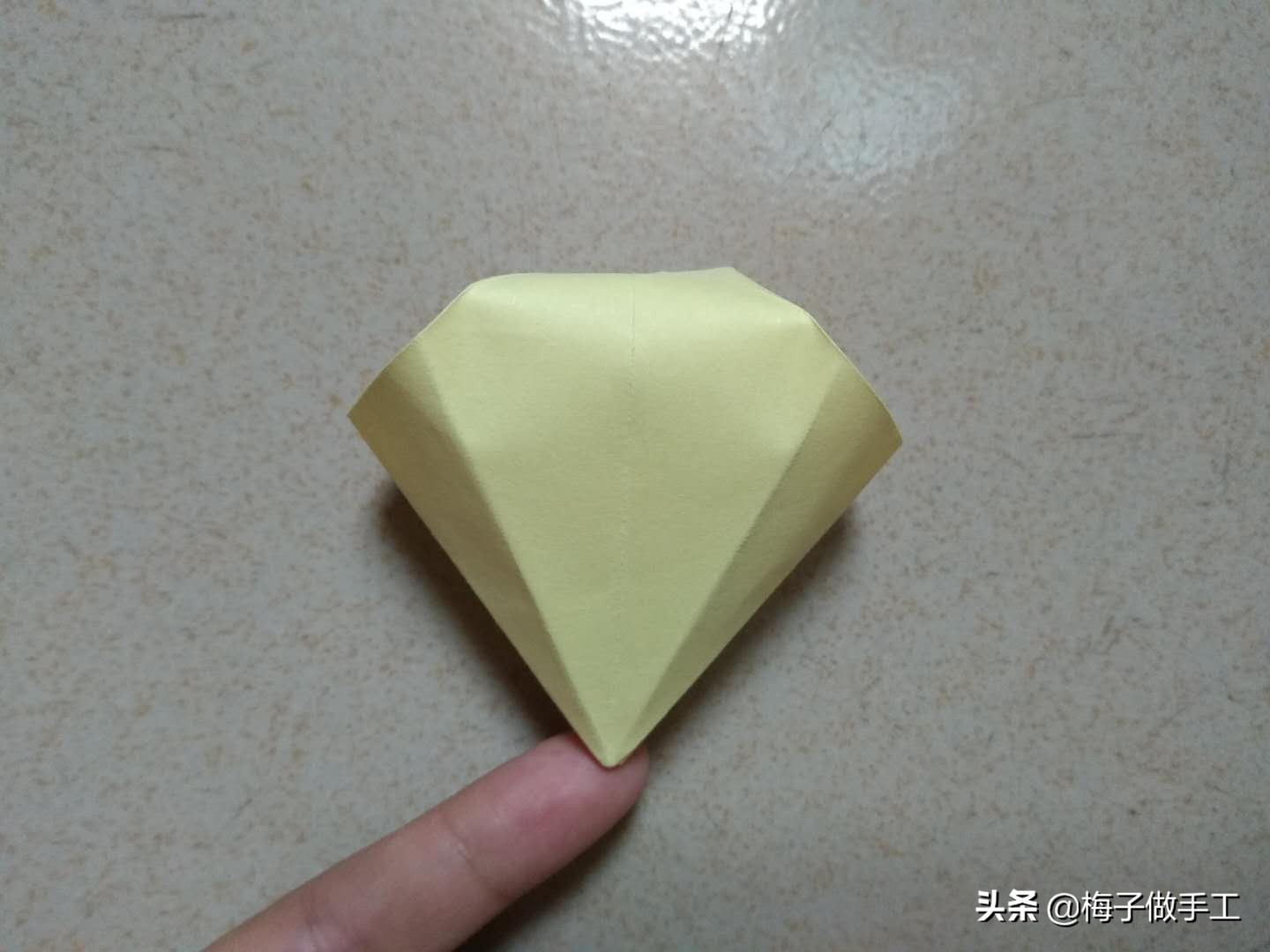 儿童折纸教程折钻石,最简单折纸钻石怎么折