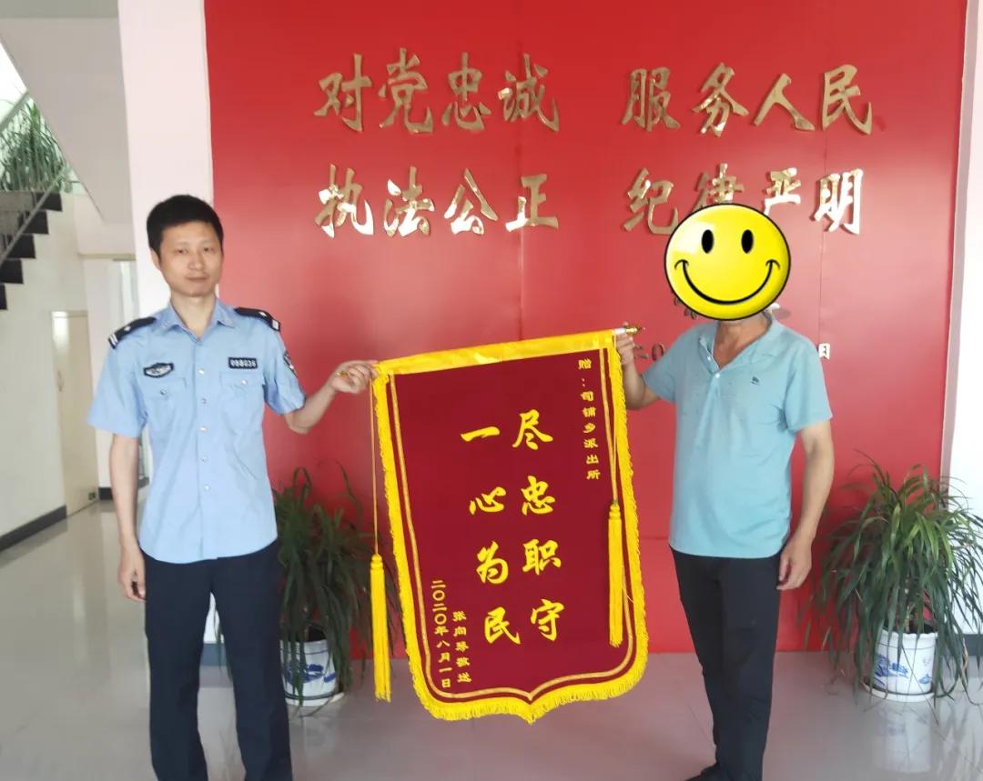 半路没油还可以加油吗,车没油在半路怎么加油