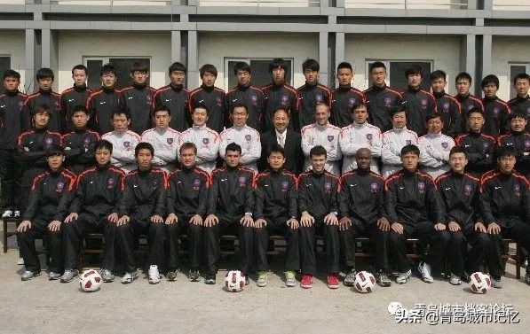 青岛足球风云30载,青岛足球赛青岛海牛