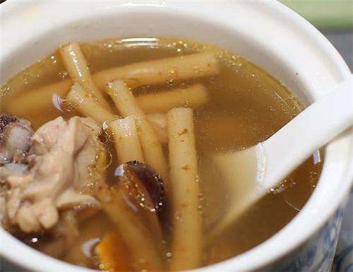 通过民间故事话*党**参，去了解如何使用它，以及*党**参的功效与作用