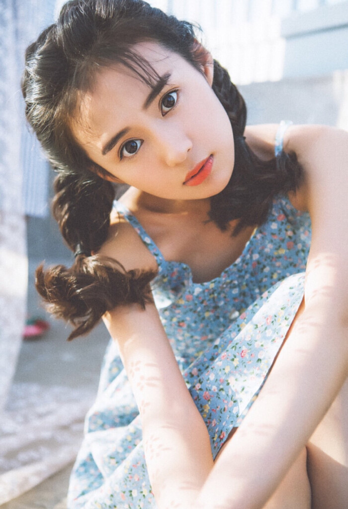 关晓彤吴宣仪赵露思,赵露思关晓彤吴宣仪