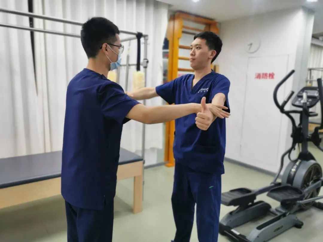 让你不再“肩”熬——肩峰下撞击综合征全攻略