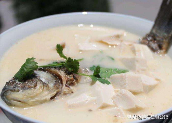 草鱼煮油豆腐的做法图片,草鱼煮油豆腐怎么做好吃又简单