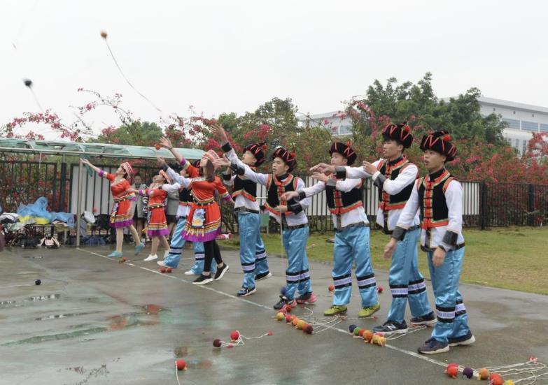 中国古代有抛绣球选夫婿的风俗,抛绣球招婿真的存在吗