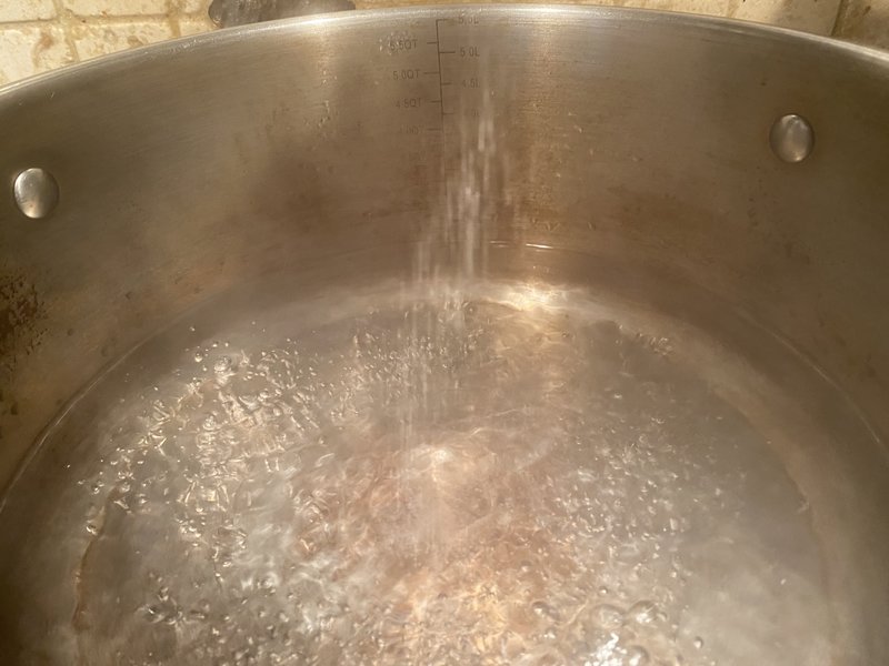 做好的琥珀核桃让人难以抗拒,琥珀核桃教程来了私藏美食大分享