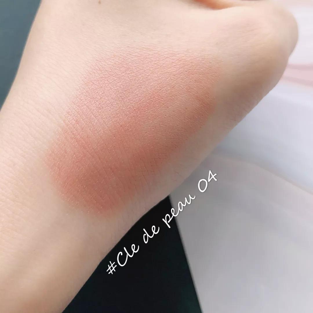 平价腮红收敛色和膨胀色的推荐,低饱和裸杏色腮红推荐