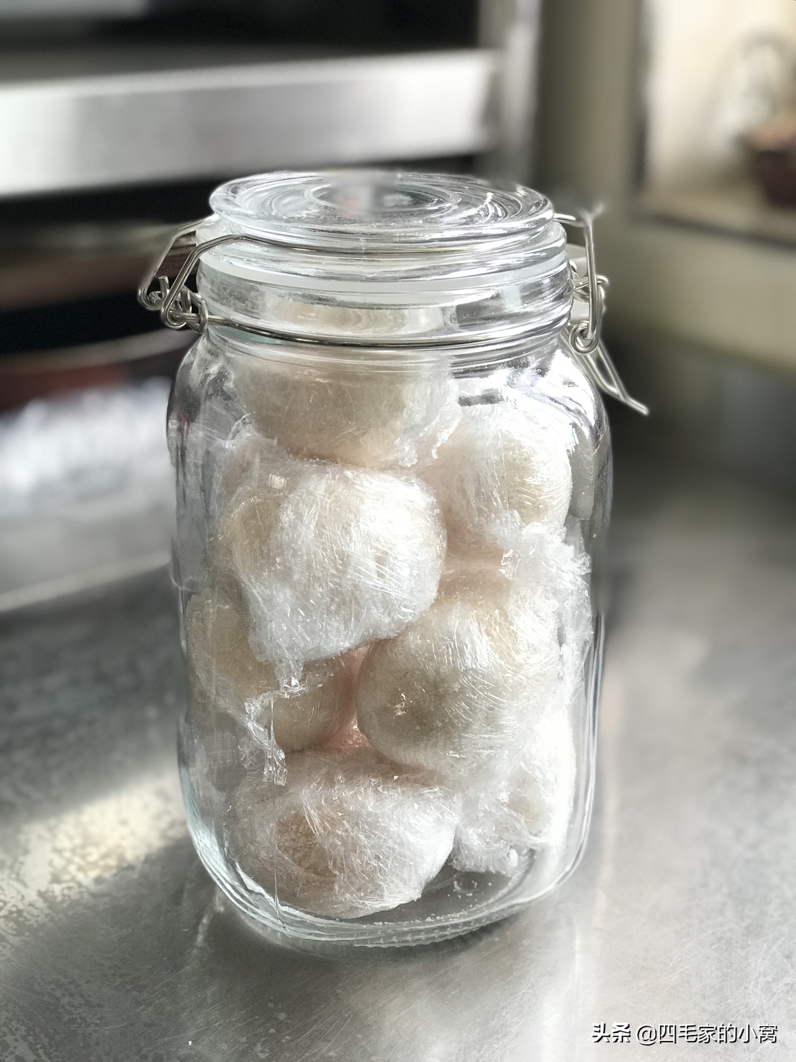 如何腌咸鸡蛋既不咸又有黄油,如何腌咸鸡蛋出黄油