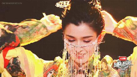 敦煌壁画里的飞天活过来了!抖音啥的视频平台都刷爆了