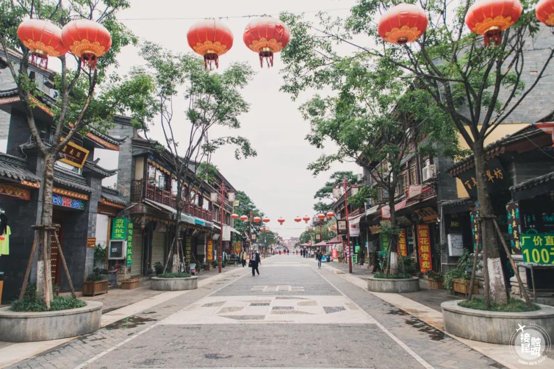 官渡古镇玉石假吗,官渡古镇买银饰会被坑吗