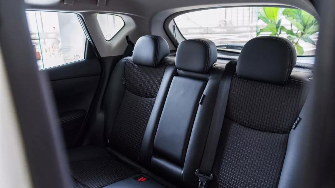 东风日产骐达：价格高一点，但空间告诉你值得！「快车体验043」