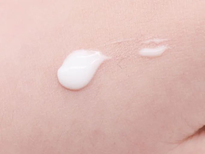 换季过敏烂脸爆皮用什么面膜,换季过敏脸上泛红长痘用什么面膜