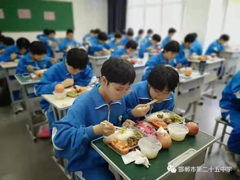 邯郸市十中合唱比赛,邯郸市中小学三十四届艺术节合唱