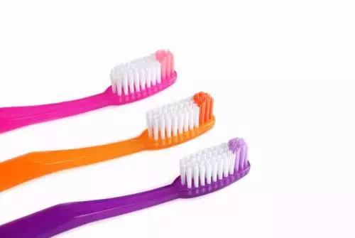 11个月牙齿脱矿龋齿如何补救,龋齿脱矿用含氟牙膏多久有效果