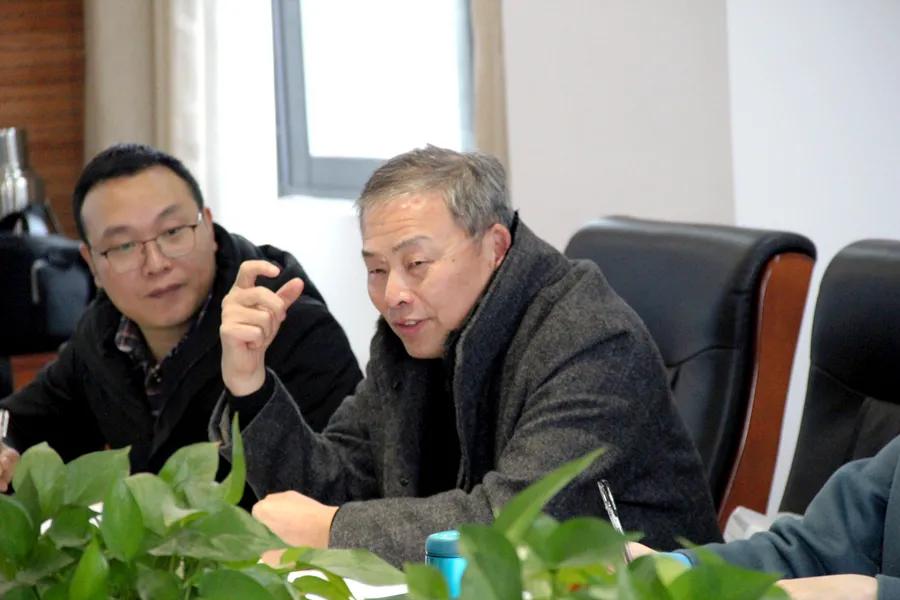 重庆评估院、西南大学等专家组成员莅临重庆市六十五中学调研