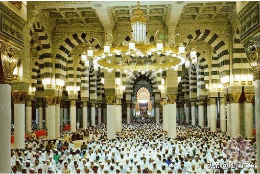 世界十大宗教圣地排名,世界三大宗教发源地和分布地区