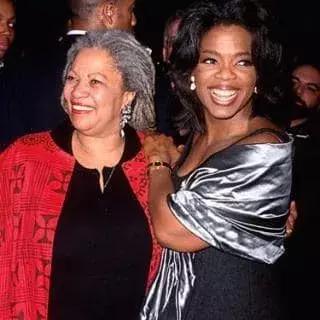 离婚后，她开始写爱，写背叛，“看看做成年人是怎样一回事”