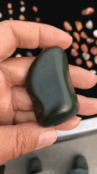 玛纳斯碧玉的优缺点,碧玉如何辨别优劣