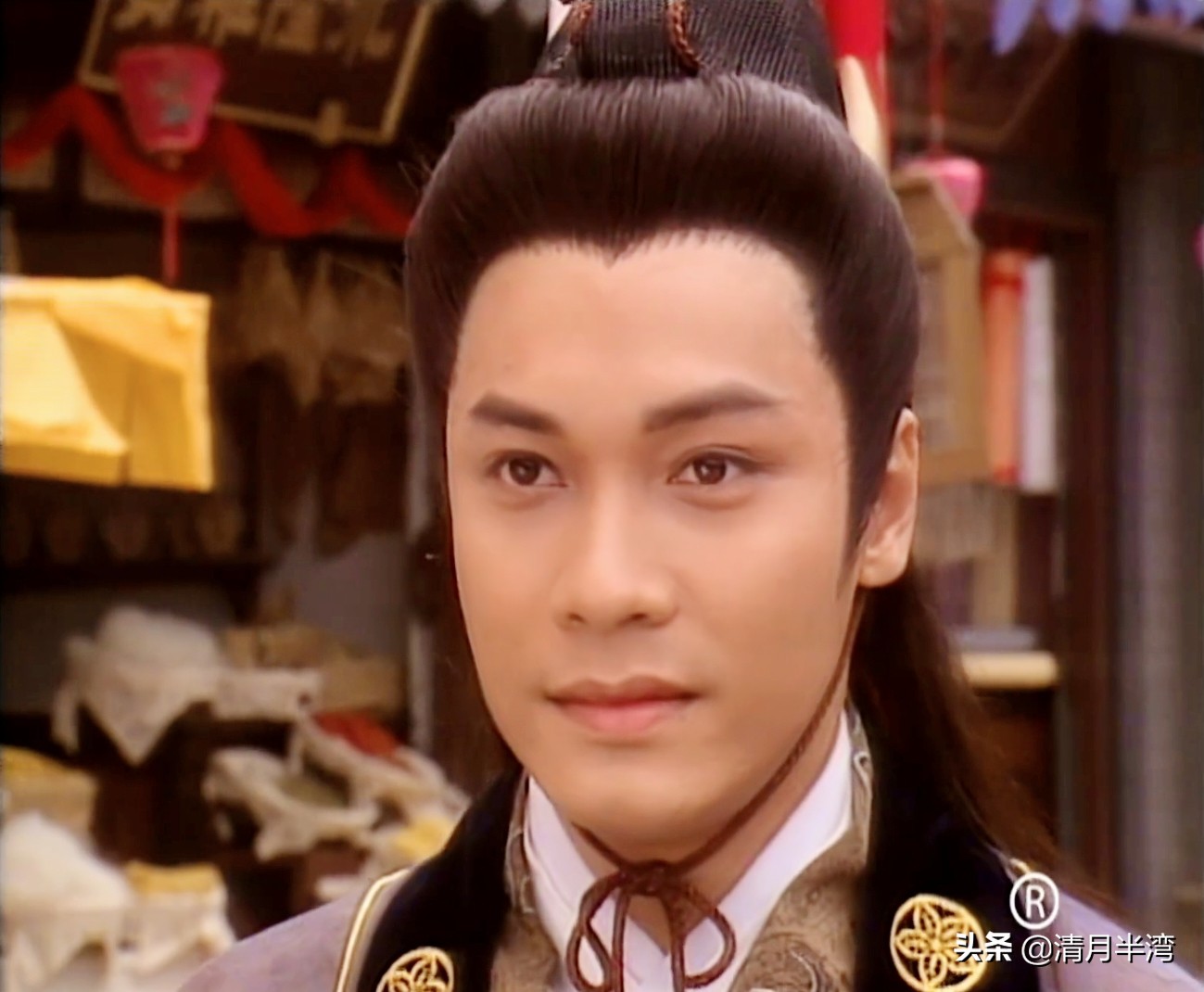 港剧老演员古装时候的颜值男神,港剧十大经典古装