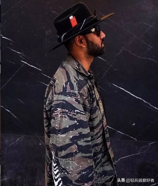 穿迷彩好看吗,穿迷彩的样子