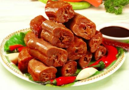 卤鸭脖的卤水怎么卤素菜才好吃,卤菜为什么会变黑