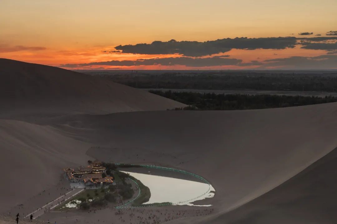 敦煌为什么会是佛教圣地,敦煌为什么能闻名世界