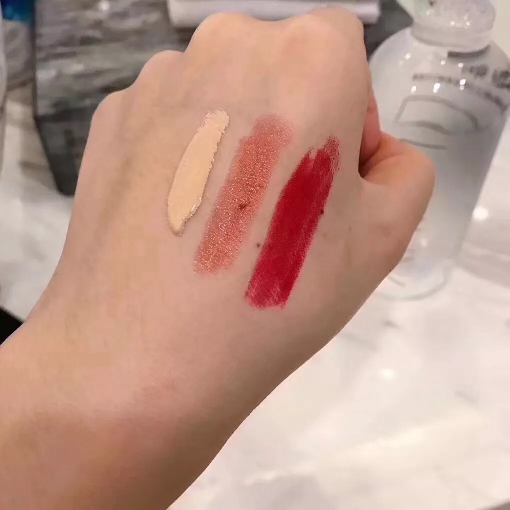 李佳琦力荐的卸妆水，因价格低被看不起，网友：一点都不输贝德玛