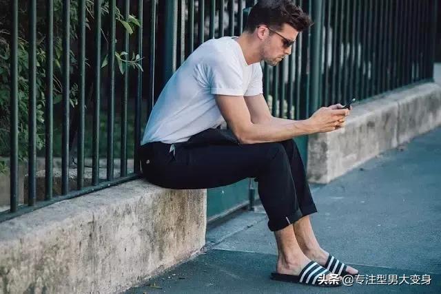 白t男生怎么穿,男人穿什么样的白衬衫好看