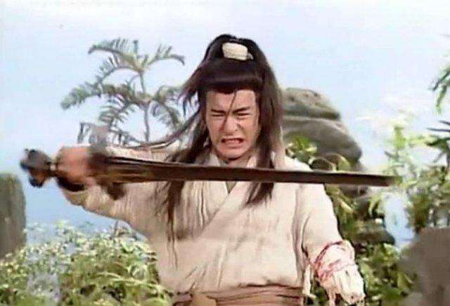 独孤求败和杨过相遇,杨过剑冢觅得玄铁剑独孤求败