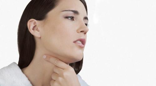 如何克服天生哑嗓站上三尺讲台