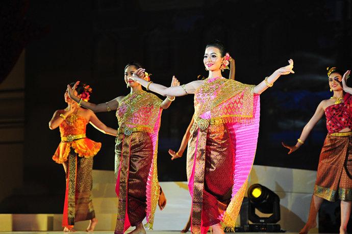 泰国暹罗古城打卡,超过半数中国游客前往泰国