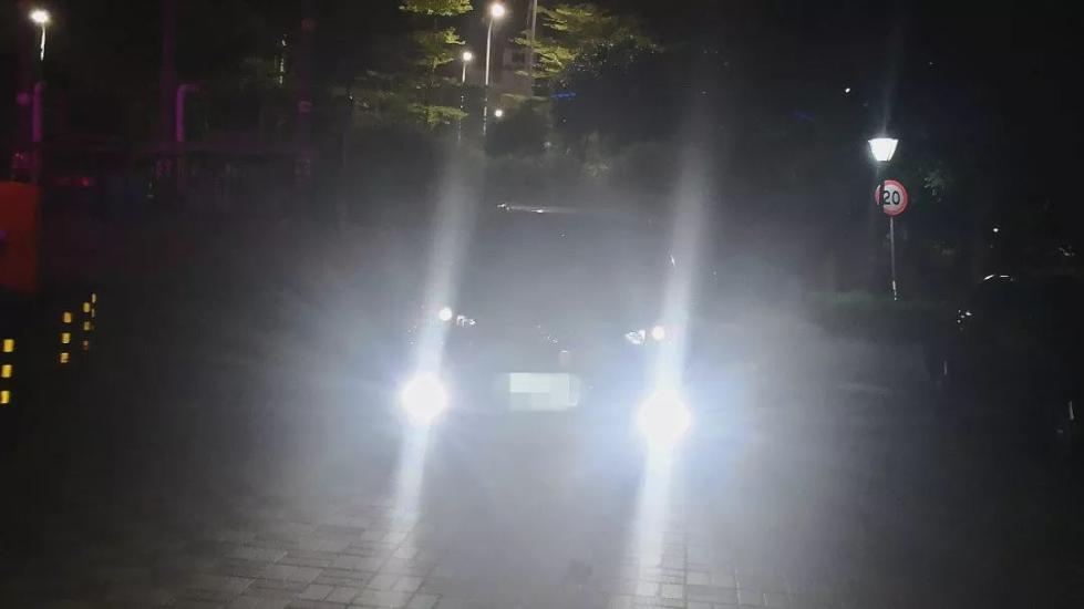 男子被卡车碾压医生拼尽全力,珠海一男子被碾压