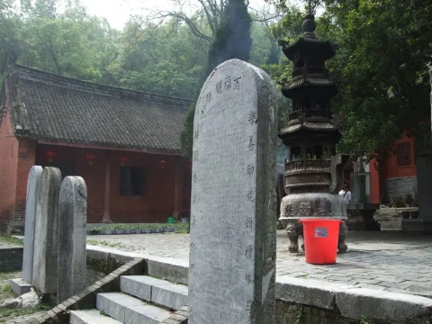 南阳深山藏古寺,南阳市千年古刹