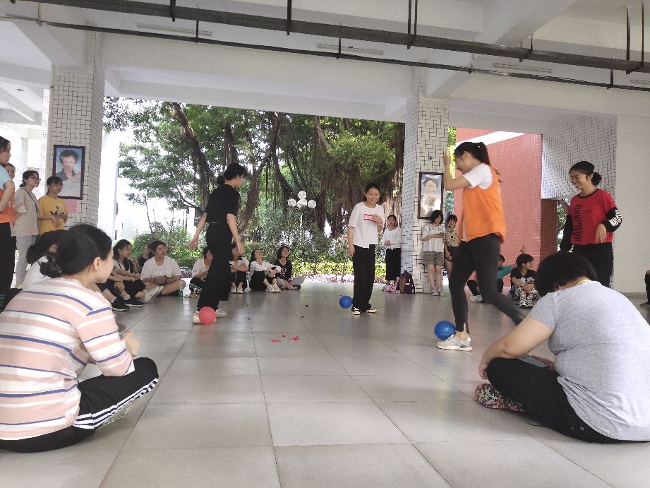 广东女子职业技术学院地铁站,广州女子职业学院附近的学校