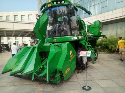 山东三行玉米收获机出售,两行玉米收获机销量排名
