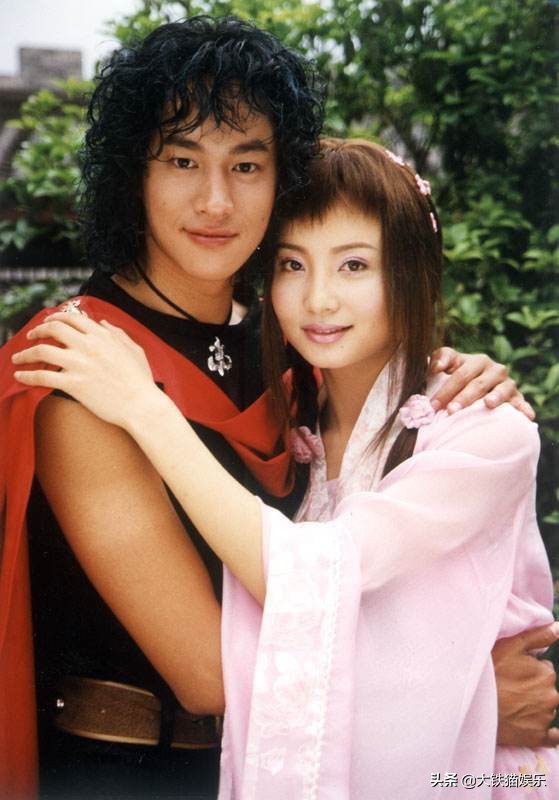 10对撞名的女星,同名不同命,有人公开互撕,有人无辜被“连坐”