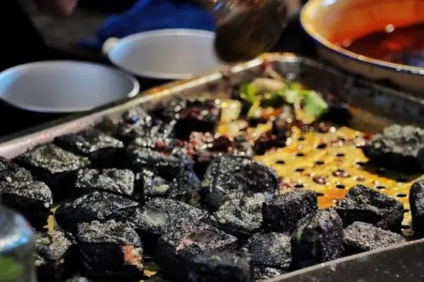 地摊最赚钱最好做什么生意,地摊生意怎么做最赚钱