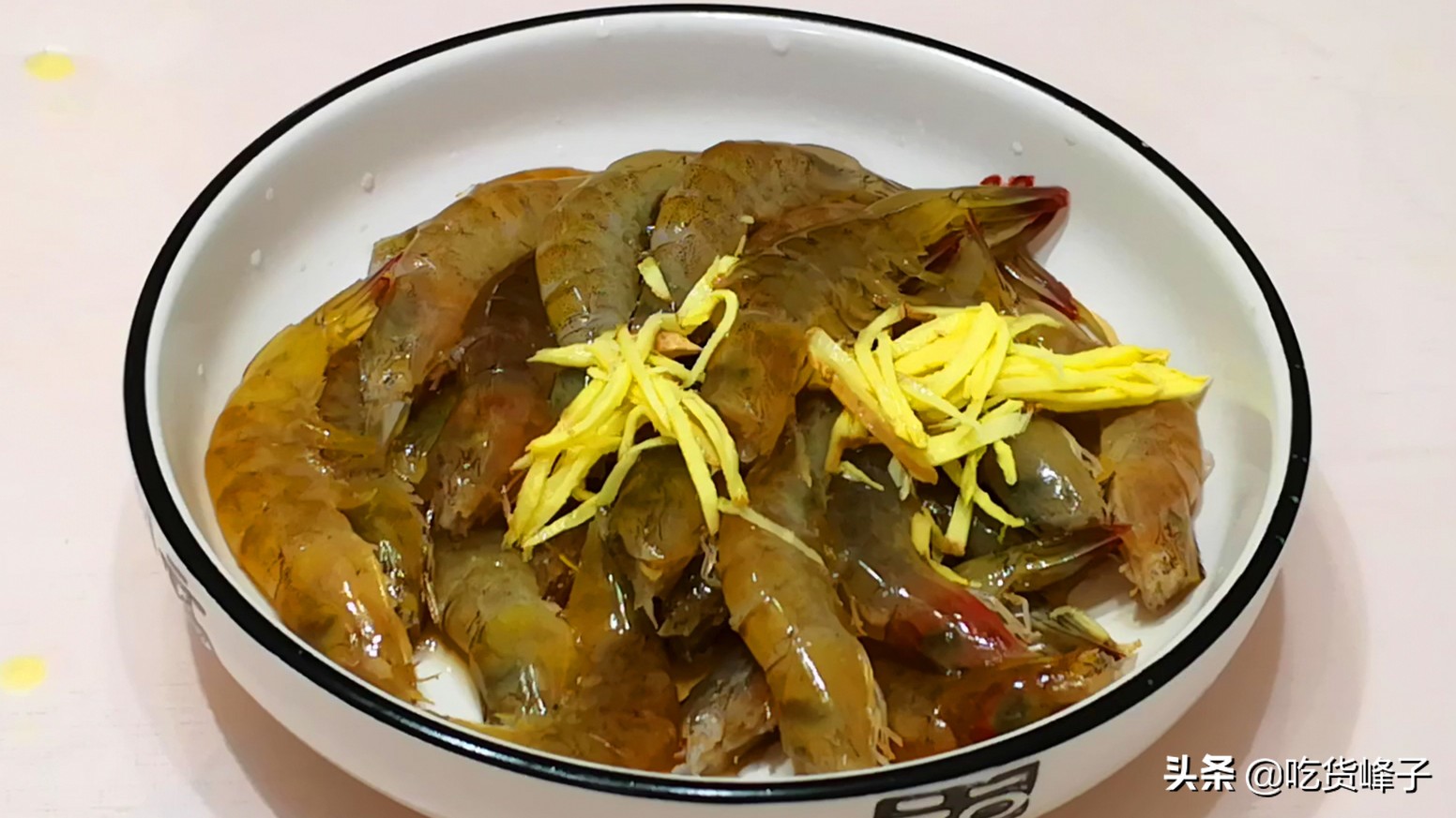 水煮大虾是开水放还是冷水放呢,水煮大虾是冷水放还是热水放