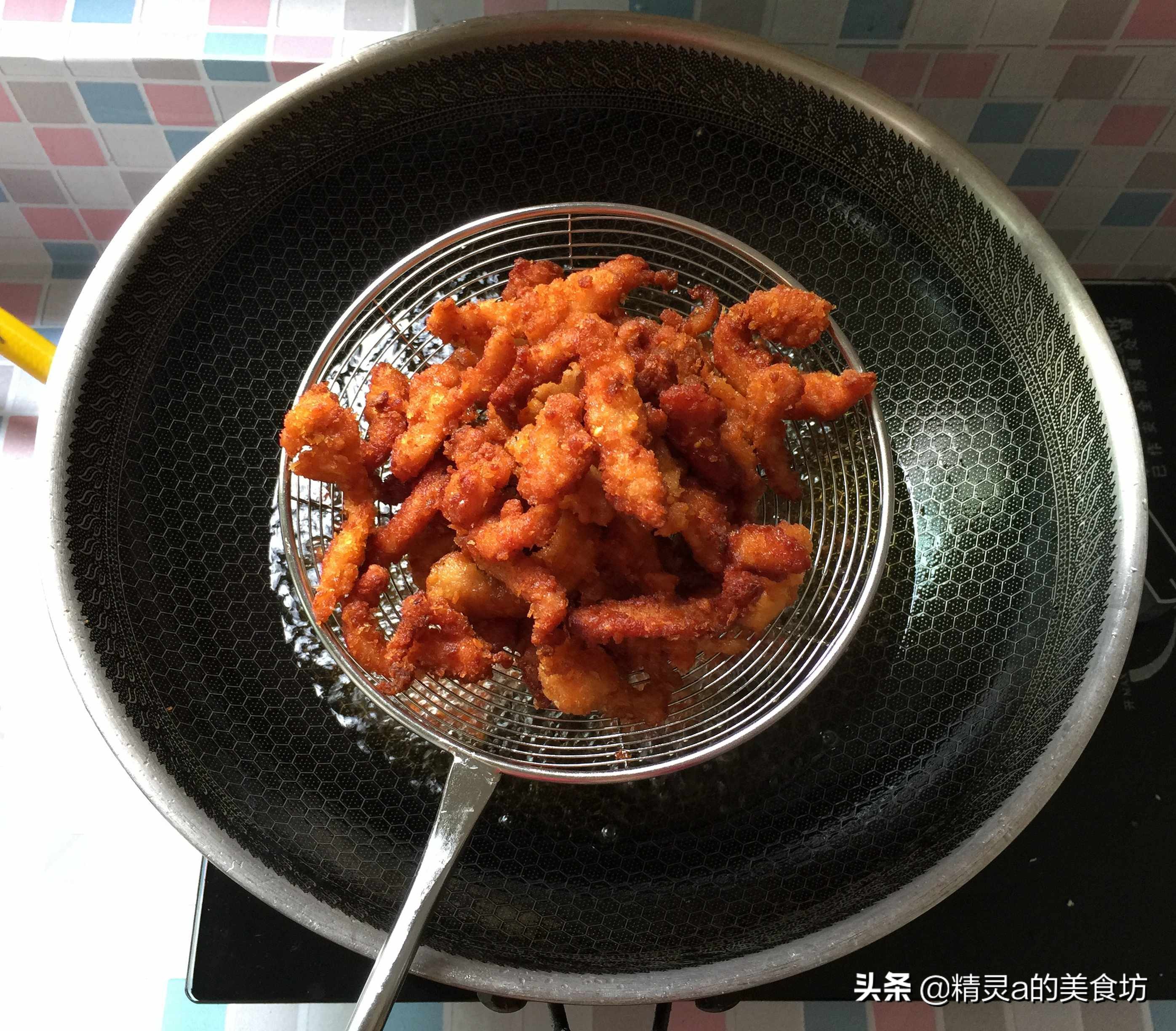 教你自制风靡街头的人气小吃:香炸鸡柳,简单3步,好吃到咬舌头