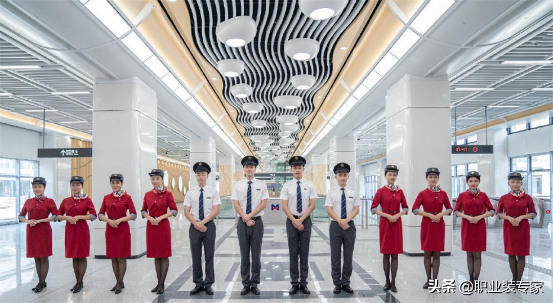 厦门地铁制服标志,地铁制服图片